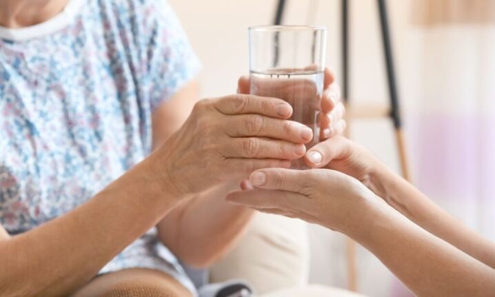 Top Tips for Water Intake to Stay Hydrated In Your 50s