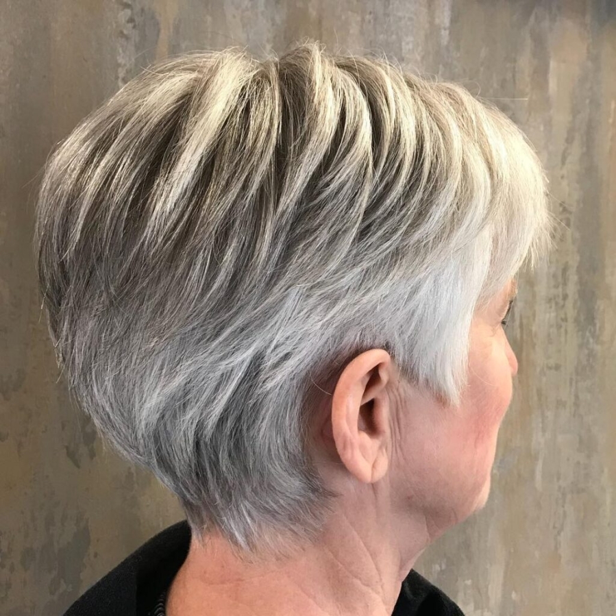 Short Gray Pixie Cut
30+ Youthful Hairstyles & Haircuts for Women Over 50