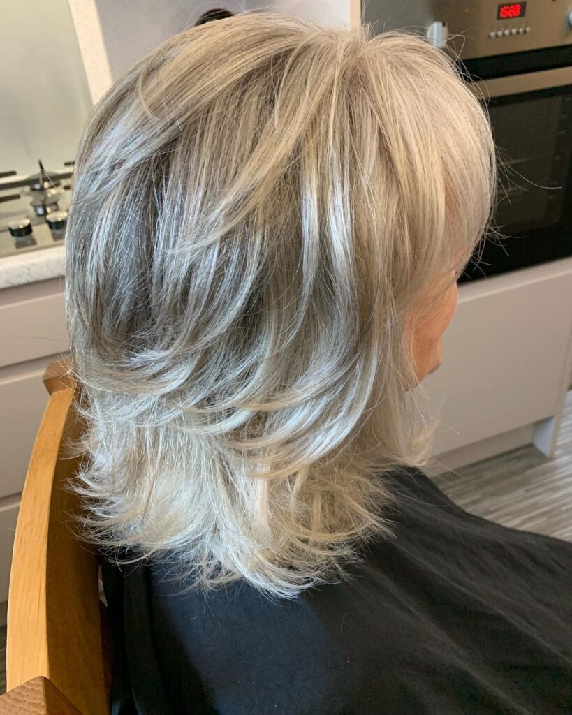 Two-Tier Medium Layered Haircut