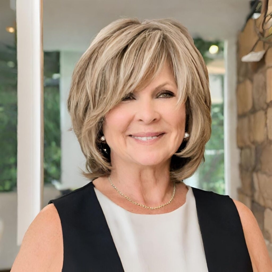 Hairstyles for Round Faces in Your 50s