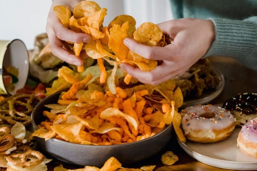 Why Ultra-Processed Foods Make Women Over 50 Eat More Than They Realize